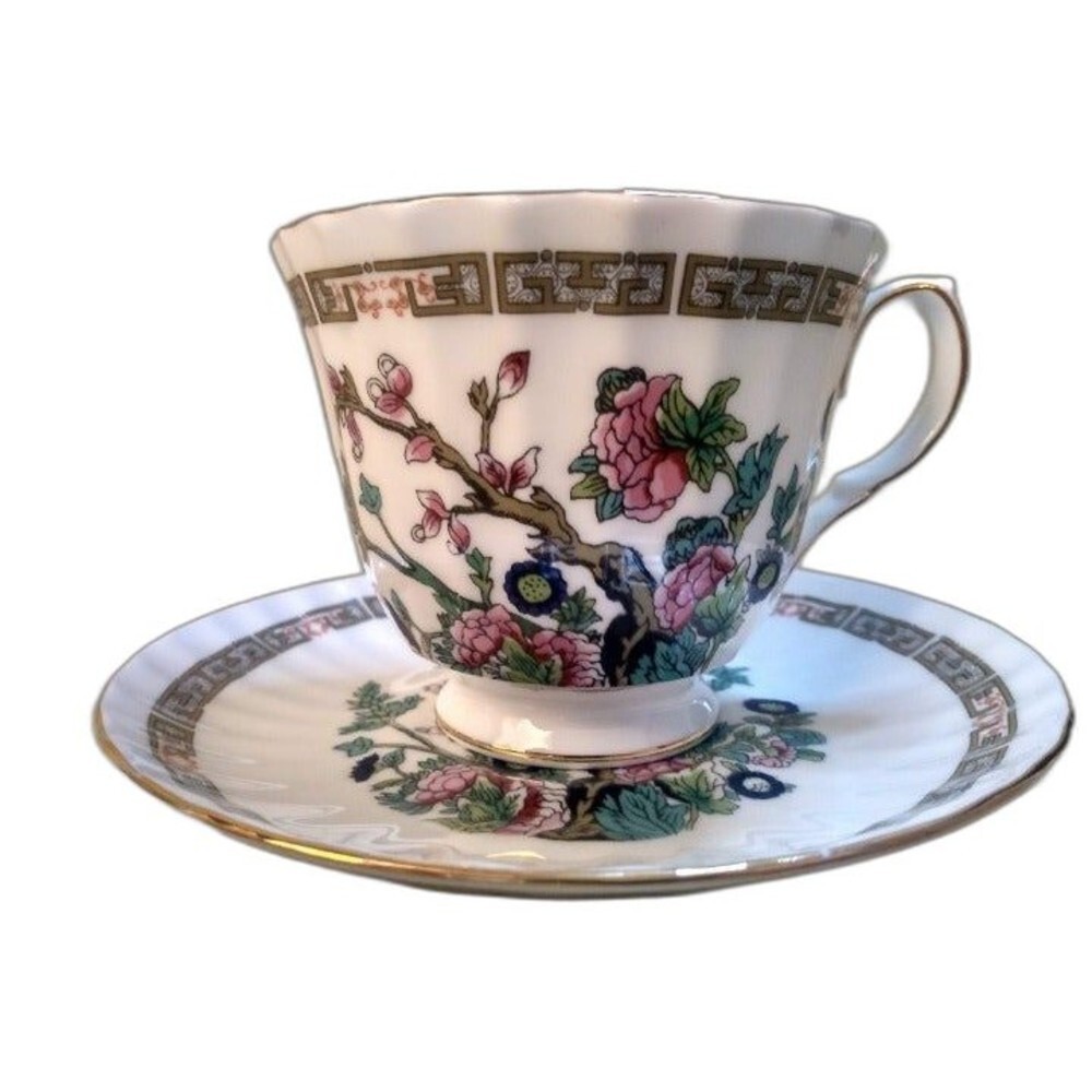 Duchess Bone China England Indian Tree Tea Cup Saucer Scalloped Gold Trim